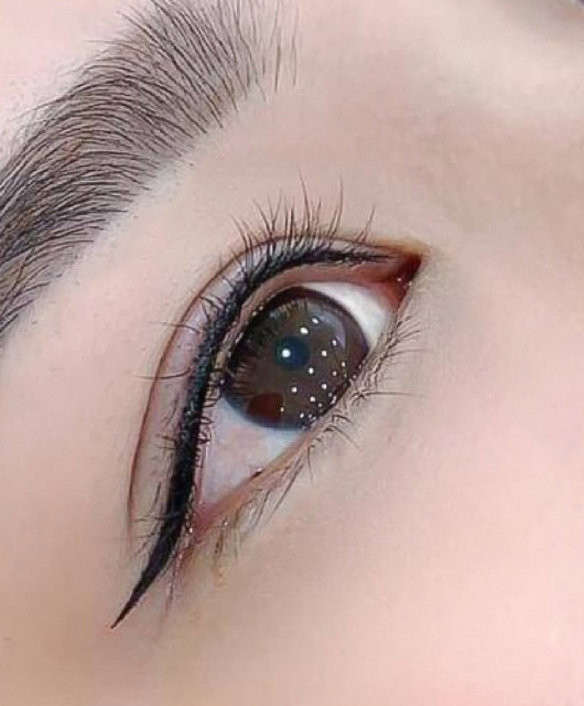 Phun Mí Makeup